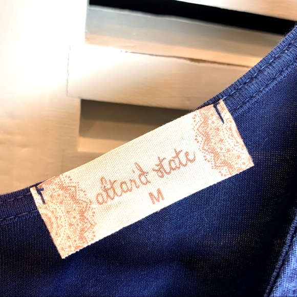 Altar’d State Sleeveless Navy Top Medium - Picture 5 of 5